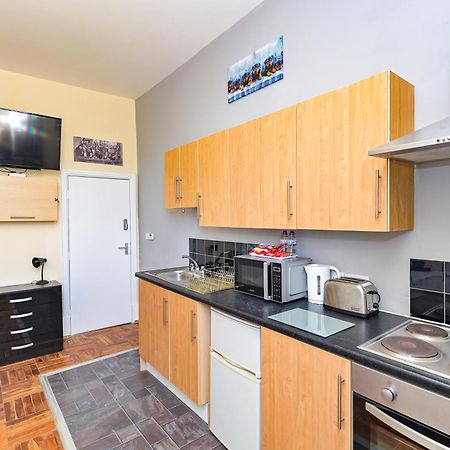 The Elm Wood Apartments Huddersfield Ruang foto
