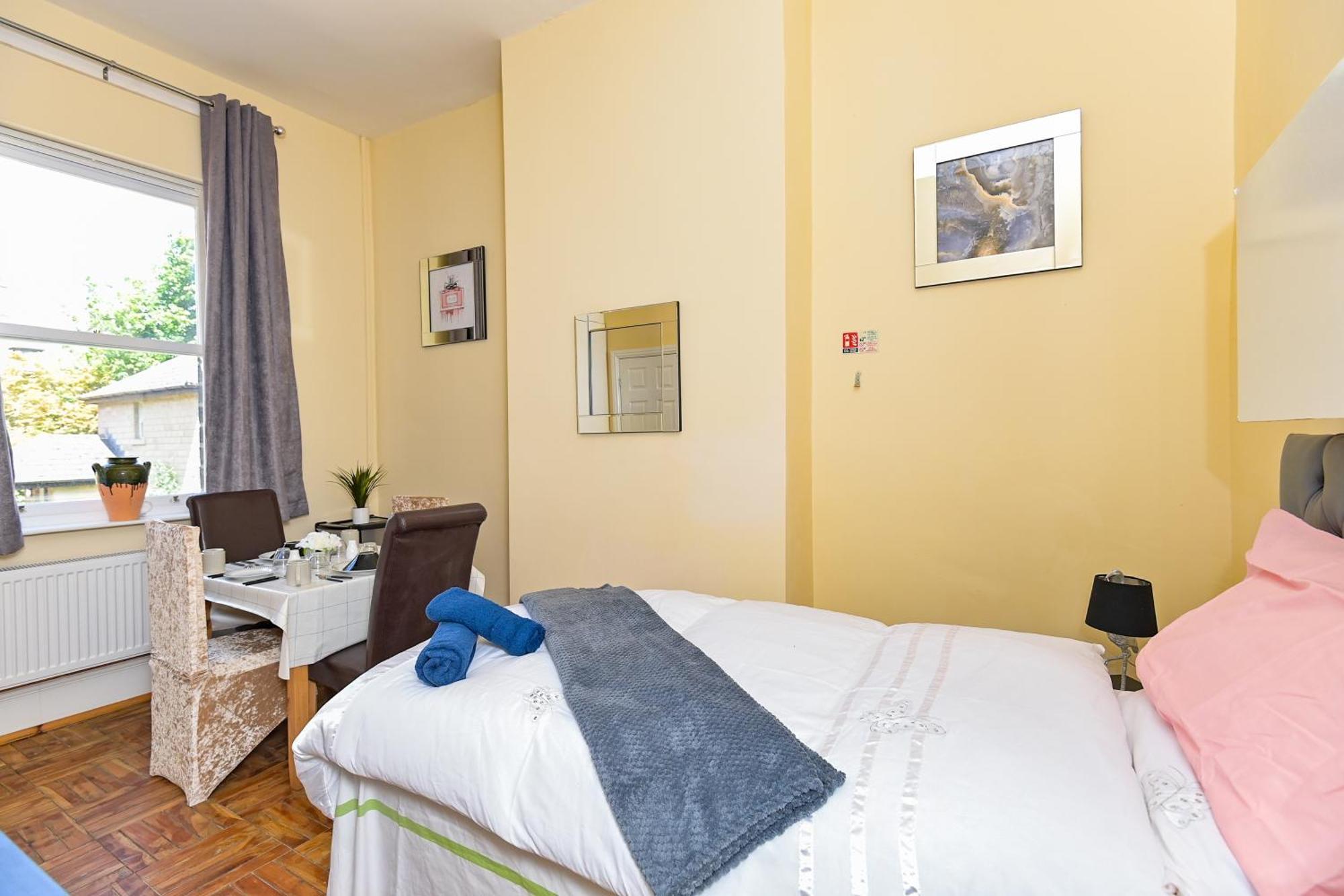 The Elm Wood Apartments Huddersfield Ruang foto
